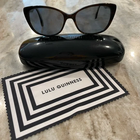 Lulu Guinness glasses/sunglasses frame, mod LG74, matching case, cleaning  cloth